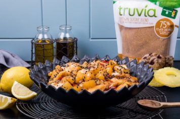 הקיסר של המטבח הסיני: נגיסי עוף ברוטב חמוץ מתוק עם אננס