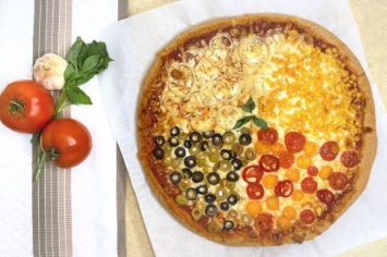 ארוחה משפחתית טעימה ובריאה – פיצה מבצק כוסמין