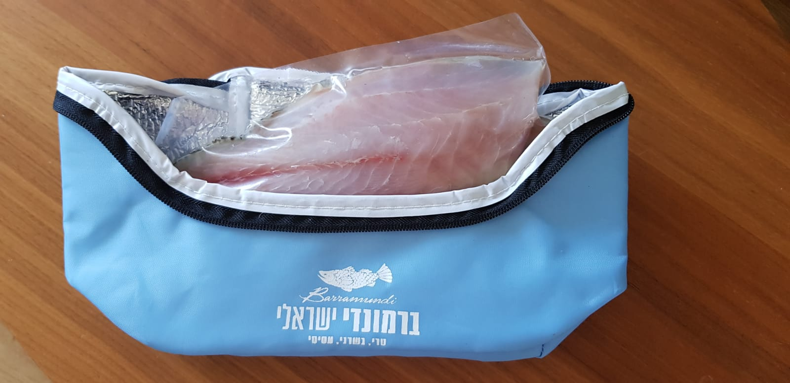 ברמונדי, דג בשרני, שומני במידה ומעולה למתכוני החג. צילום: תמר שורצברד