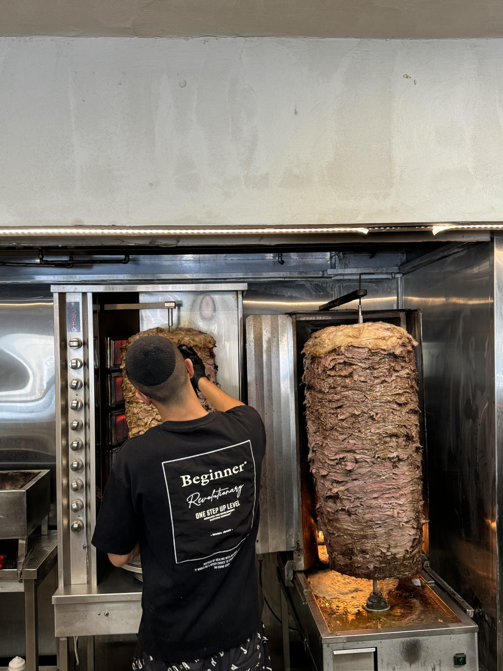 המשביע בדימונה