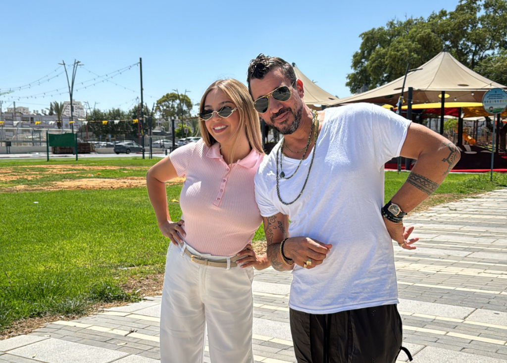 אור שפיץ ואביב משה מגלים את דימונה