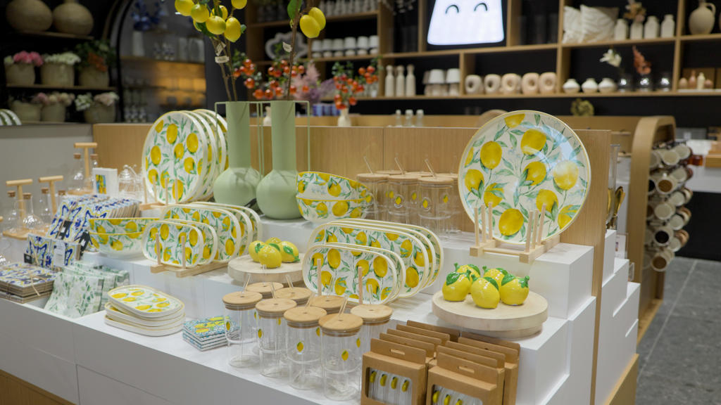 קולקציית "לימונה" של Happy Lemon