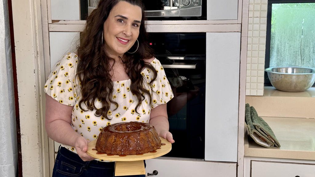 עוגת דבש פרווה מהירה וקלה להכנה